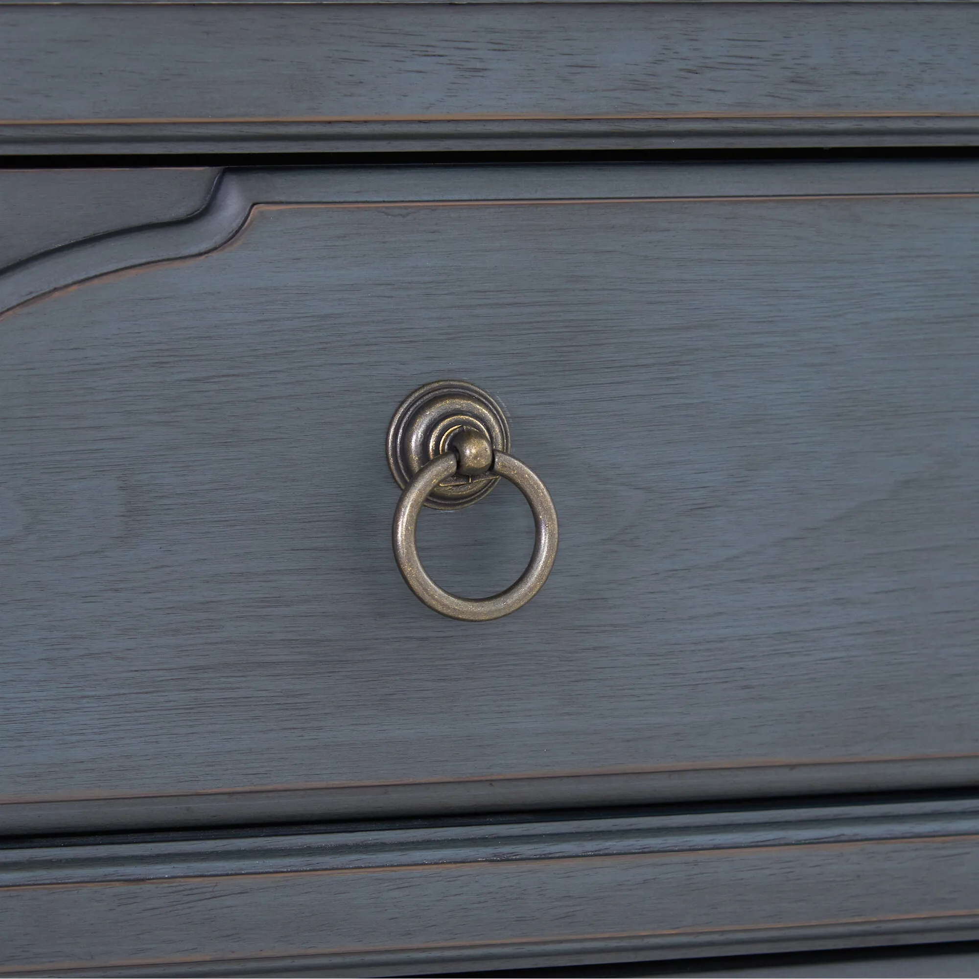 Americana Chest