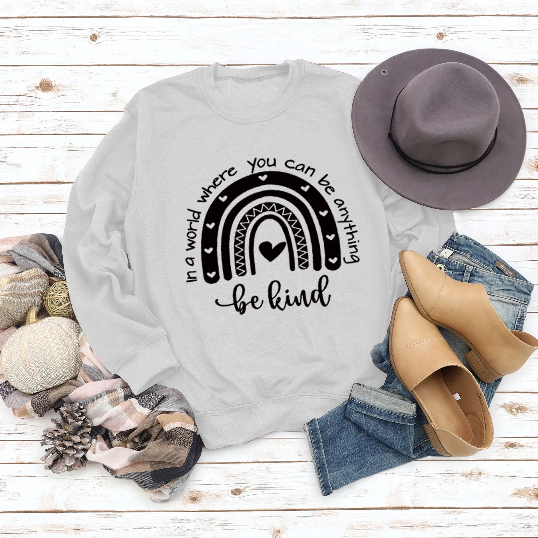 In A World Where Round Neck Letter Women Tops Long Sleeve Printed Sweatshirt