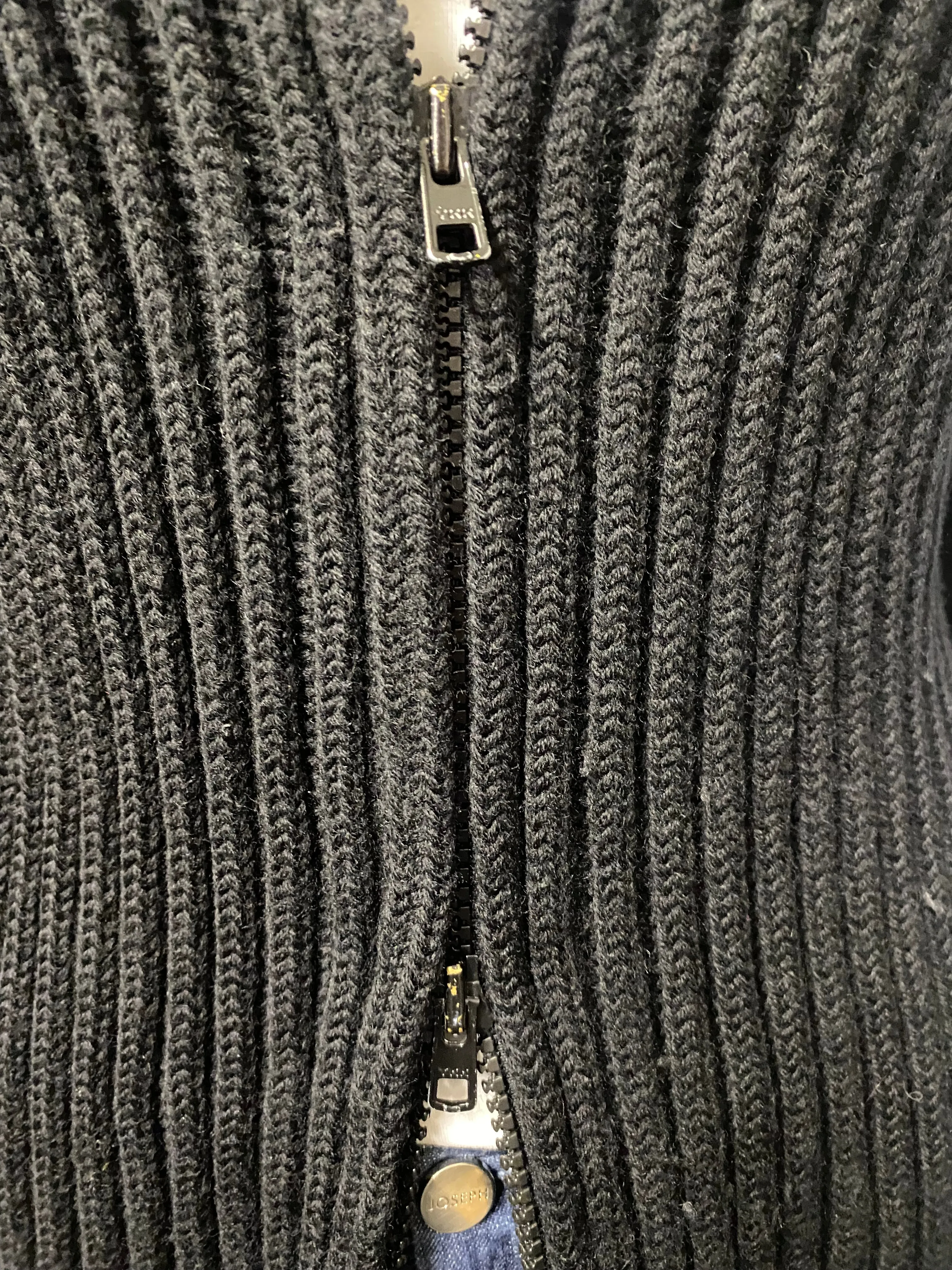 Joseph Tricot Black and White Thick Ribbed Zip Up Wool Cardigan Medium