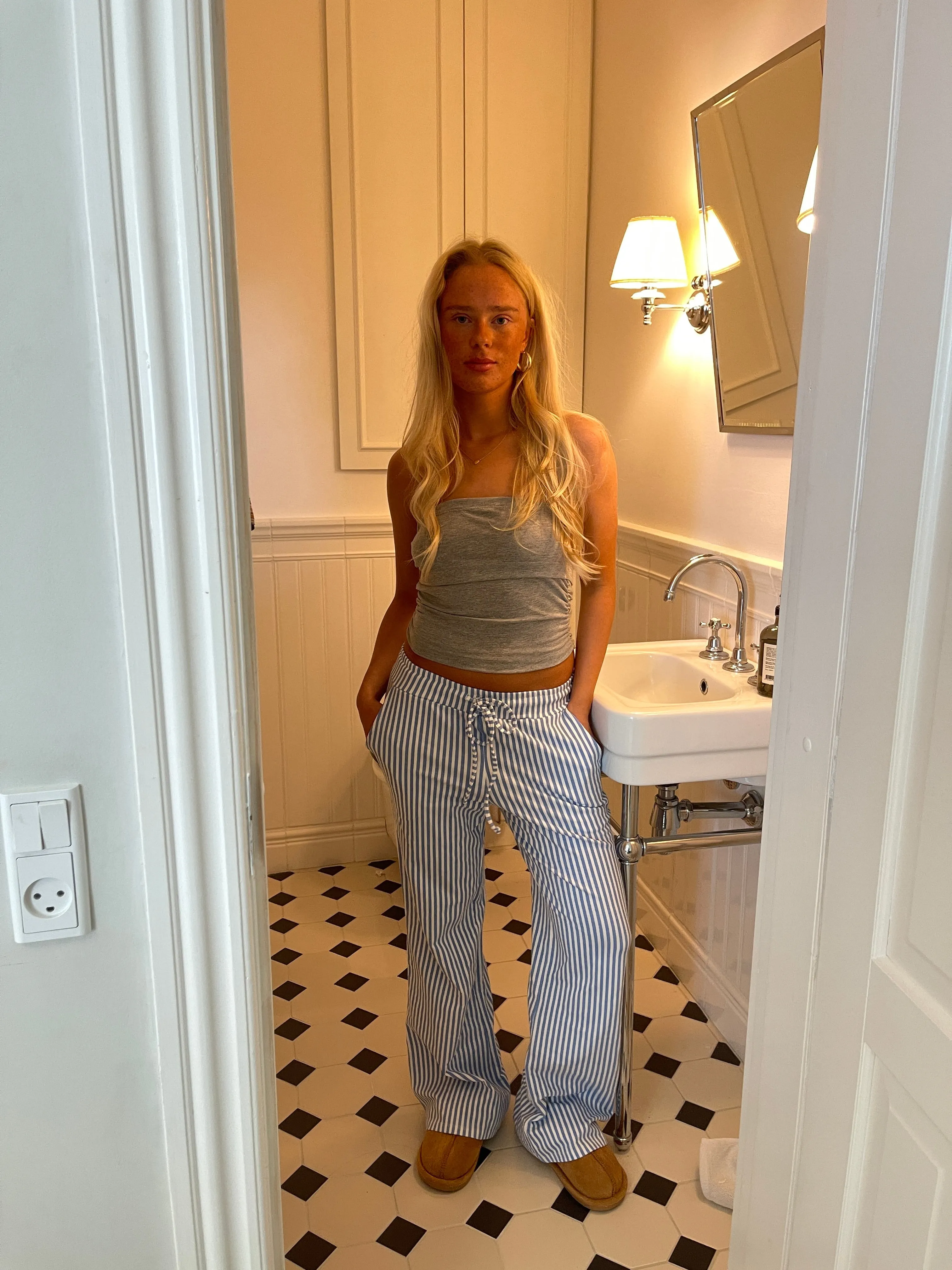 Nancy sweatpants with stripes - Blue/white