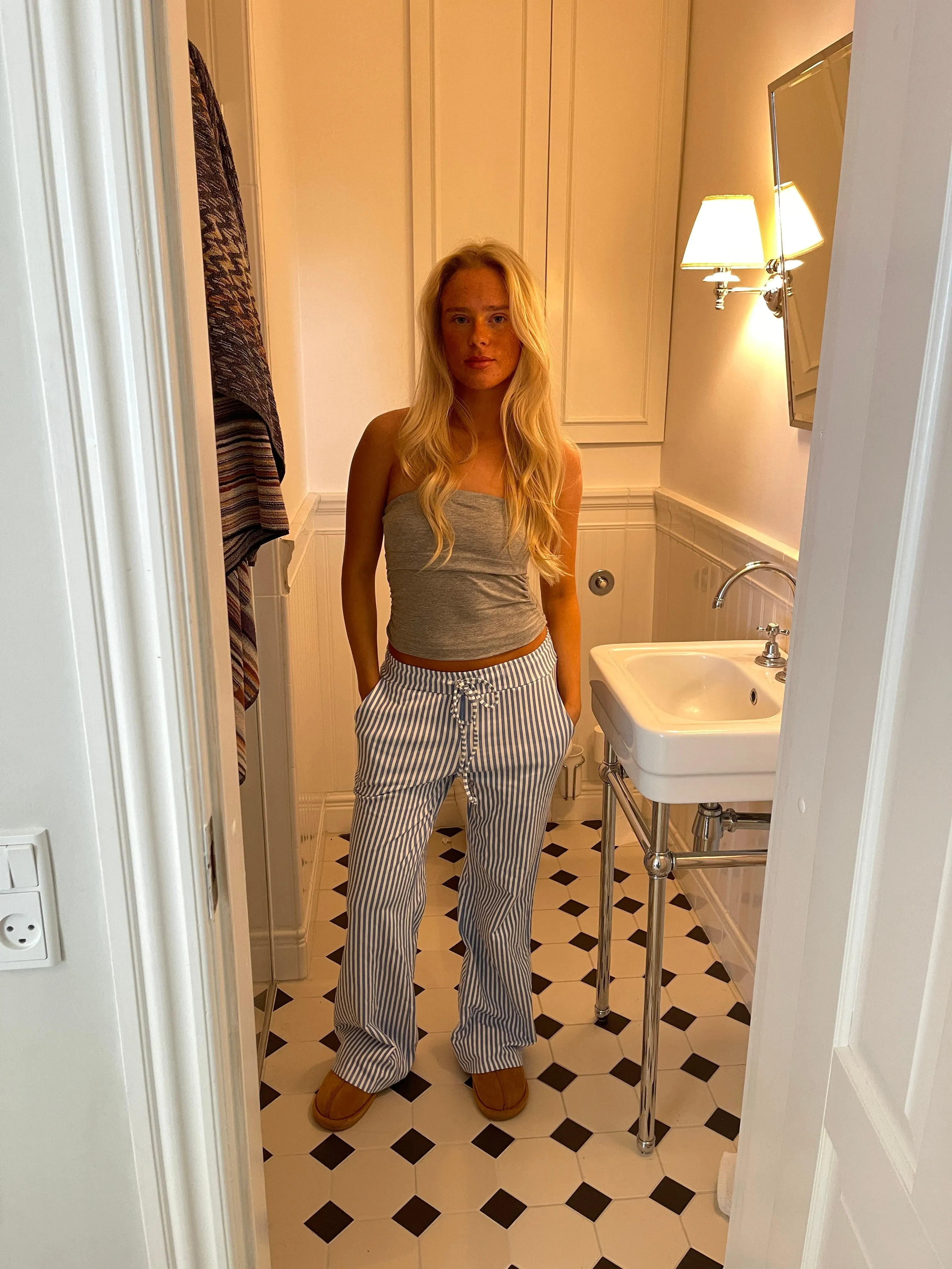 Nancy sweatpants with stripes - Blue/white