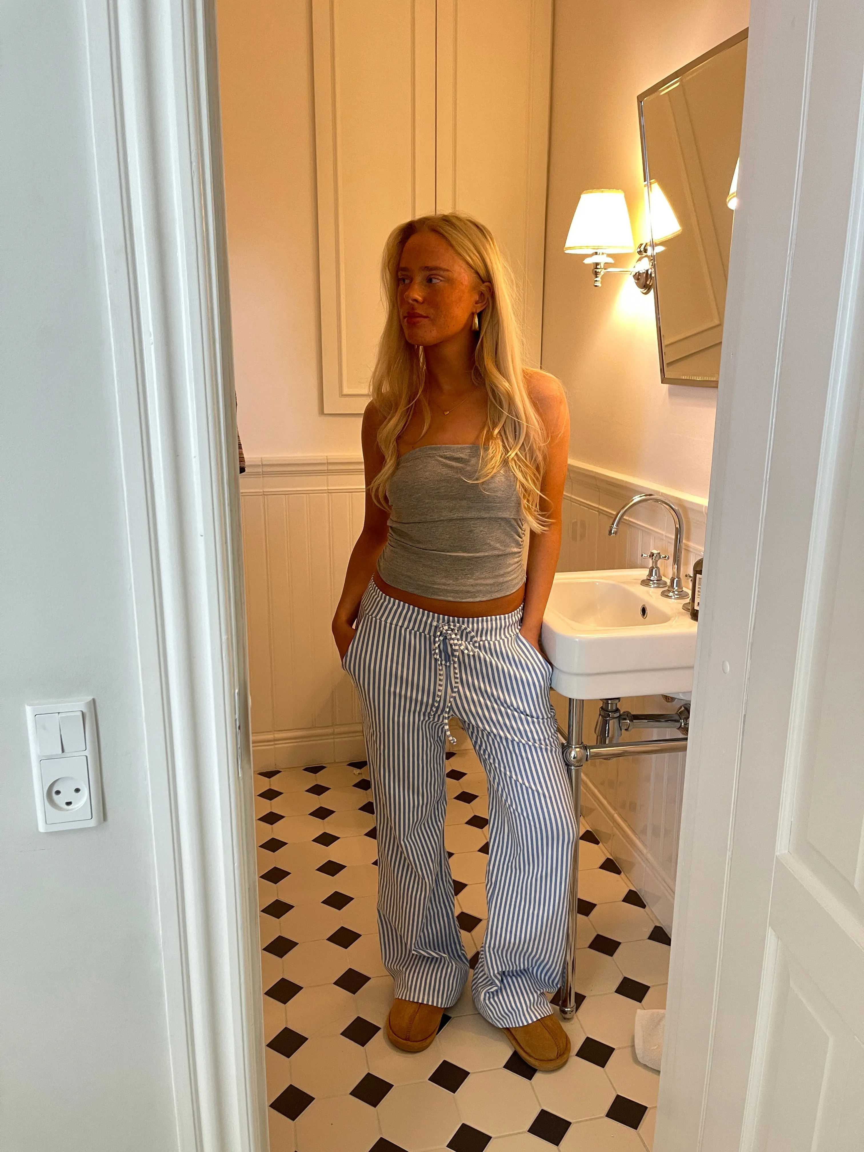 Nancy sweatpants with stripes - Blue/white