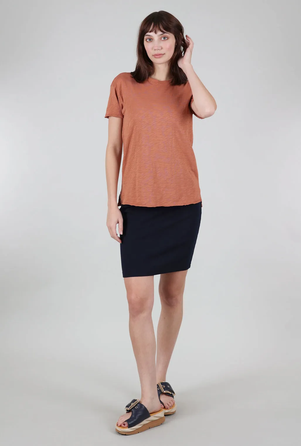 Short-Sleeve Step-Hem Crewneck Tee, Baked Clay