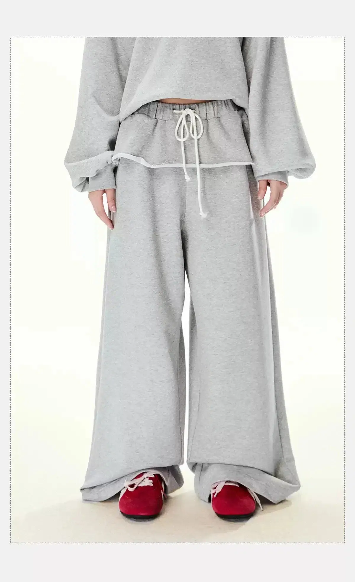 Tom Chic Two-Piece Wide Leg Sweatpants